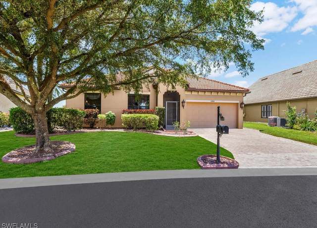 Property at 12882 Pastures Way, Fort Myers, FL 33913, 4 beds, 2.5 baths