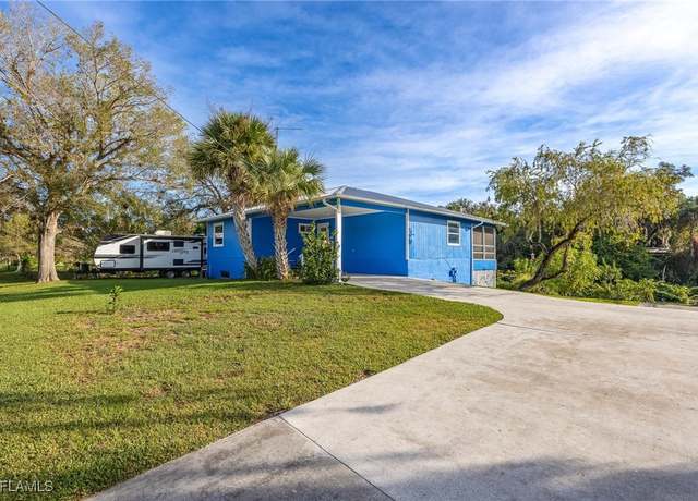 Property at 333 N Missouri St, Labelle, FL 33935, 2 beds, 2 baths