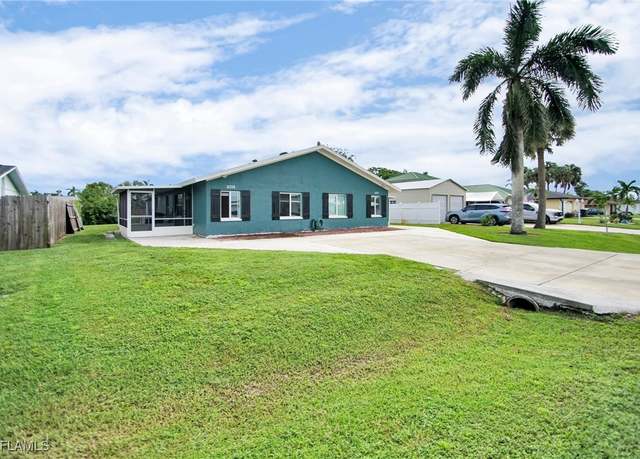 Property at 11315/17 Summerwinds Ct, Fort Myers, FL 33908, 4 beds, 2 baths