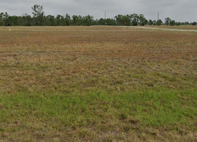 Property at 12464 Tripletail Dr, Placida, FL 33946