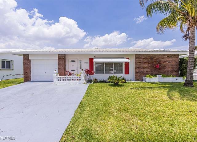 Property at 6707 NW 70th St, Tamarac, FL, 2 beds, 2 baths