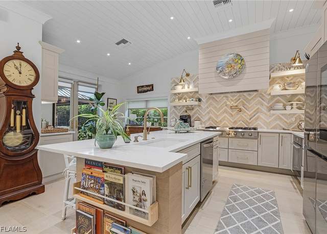 Property at 1344 Monarch Cir, Naples, FL 34116, 2 beds, 2.5 baths