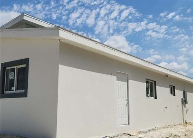 Property at 424 Alabama Rd S, Lehigh Acres, FL 33936, 5 beds, 3 baths