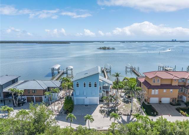 Property at 21401 Widgeon Ter, Fort Myers Beach, FL 33931, 3 beds, 3 baths