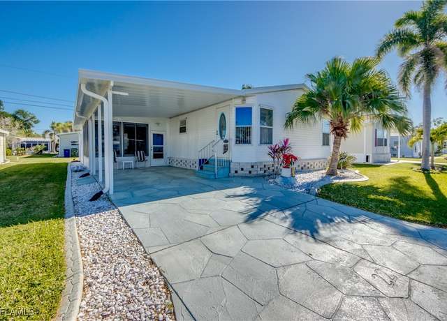 Property at 22 Garden Dr, Fort Myers, FL 33908, 2 beds, 2 baths