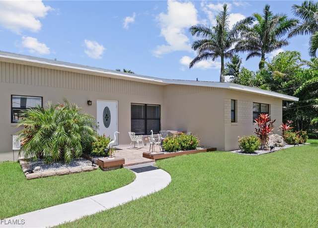 Property at 1129 Lorraine Ct, Cape Coral, FL 33904, 3 beds, 2 baths