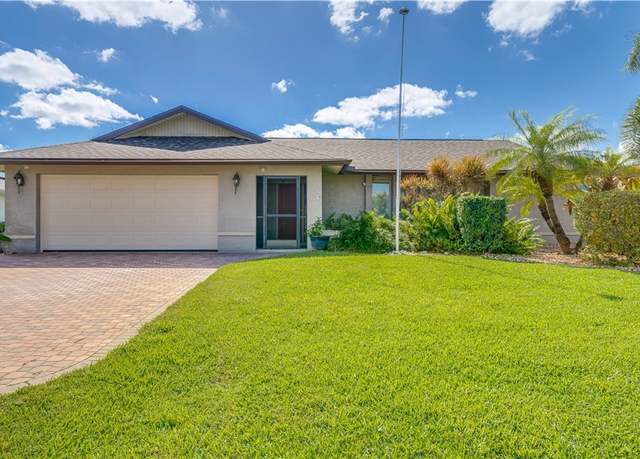Property at 1018 SE 22nd St, Cape Coral, FL 33990, 3 beds, 2 baths