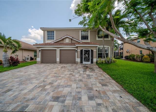 Property at 11141 Lakeland Cir, Fort Myers, FL 33913, 4 beds, 3 baths