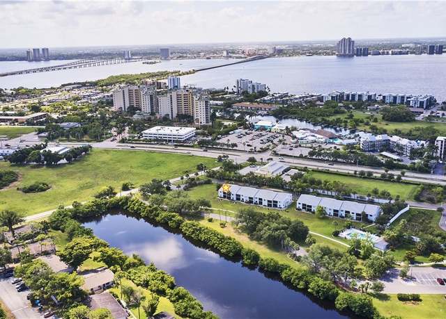 Property at 1051 Palm Ave #117, North Fort Myers, FL 33903, 2 beds, 2 baths