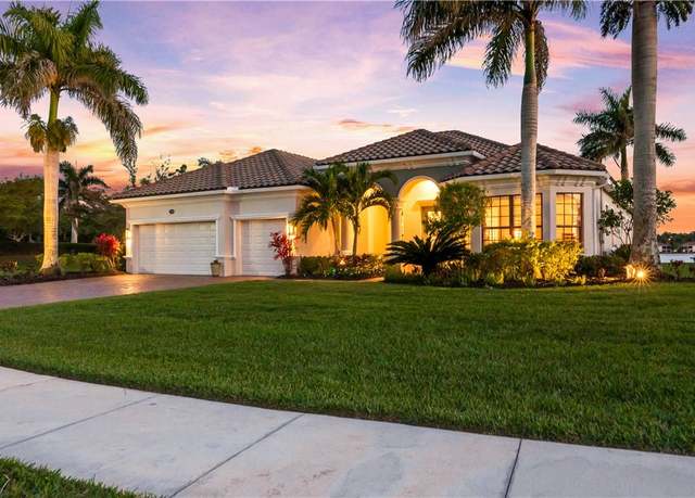 Property at 10158 Biscayne Bay Ln, Naples, FL 34120, 5 beds, 3 baths