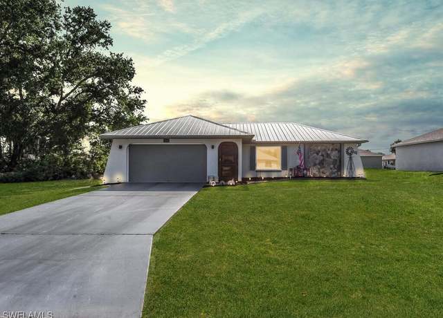 Property at 1210 Marlow St, Port Charlotte, FL 33952, 2 beds, 2 baths