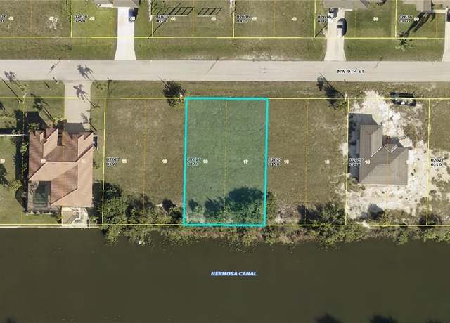 Property at 412 NW 9th St, Cape Coral, FL 33993