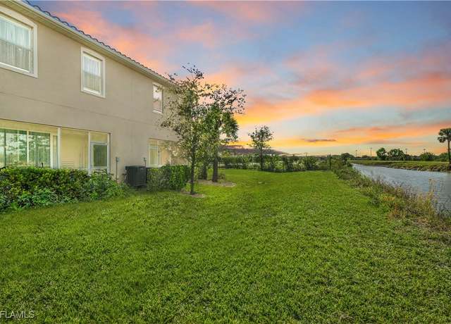 Property at 2669 Citrus St, Naples, FL 34120, 3 beds, 2.5 baths