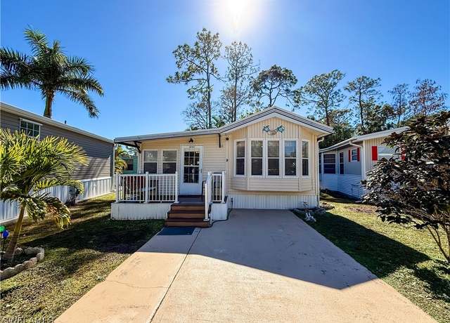 Property at 10707 Yellow Rail Cir #4, Estero, FL 33928, 2 beds, 1 bath