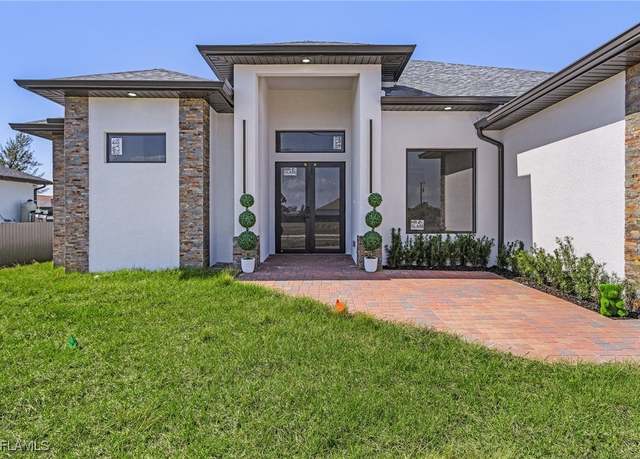 Property at 1212 El Dorado Blvd N, Cape Coral, FL 33993, 3 beds, 2.5 baths