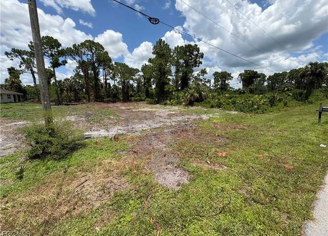 Property at 3734 Kemper St, Fort Myers, FL 33905