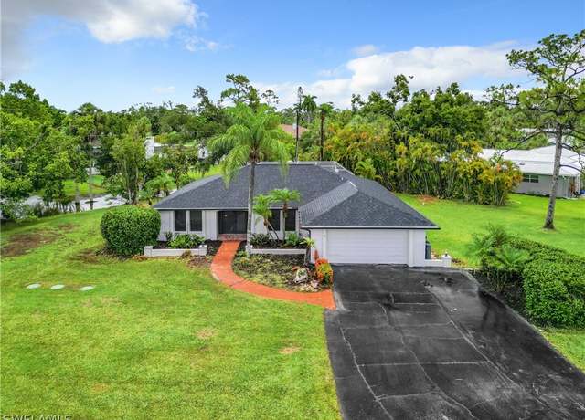 Property at 3679 Woodstork Ct, Fort Myers, FL 33908, 3 beds, 2.5 baths