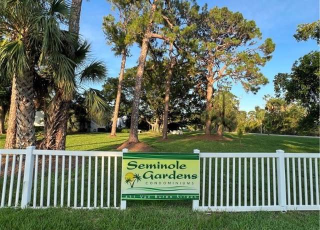 Property at 431 Van Buren St Unit D6, Fort Myers, FL 33916, 2 beds, 1 bath
