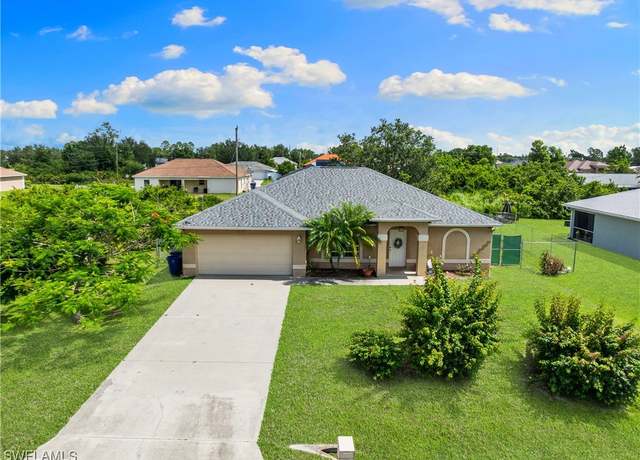 Property at 3206 8th St SW, Lehigh Acres, FL 33976, 3 beds, 2 baths