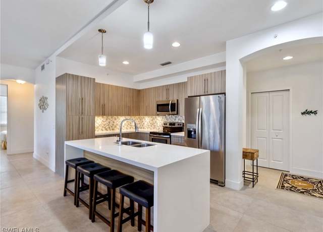 Property at 11701 Olivetti Ln #110, Fort Myers, FL 33908, 3 beds, 2 baths