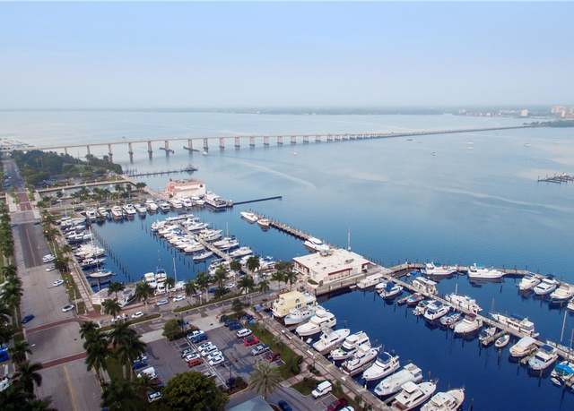 Property at 2619 1st St Unit 2102W, Fort Myers, FL 33916, 3 beds, 2 baths