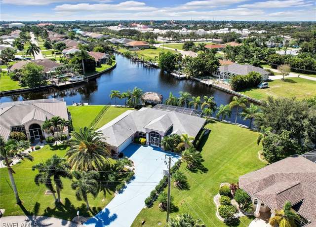 Property at 1800 SE 21st St, Cape Coral, FL 33990, 3 beds, 2 baths