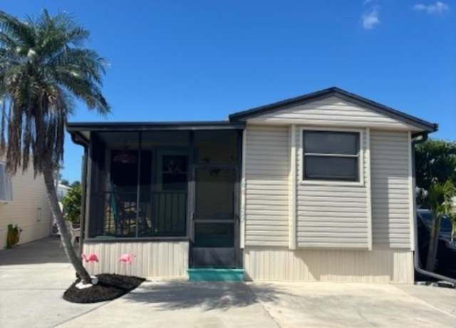 Property at 16300 Falstaff Ln #427, Fort Myers, FL 33908, 2 beds, 1.5 baths