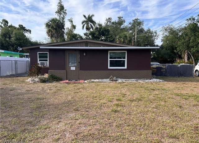 Property at 3731 Marion St, Fort Myers, FL 33916, 2 beds, 1 bath