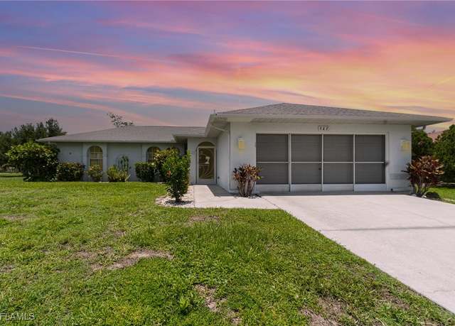 Property at 928 SE 5th Pl, Cape Coral, FL 33990, 3 beds, 2 baths