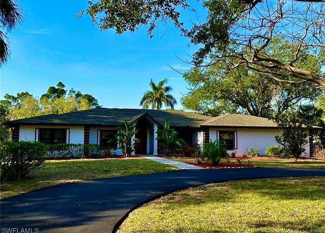 Property at 3644 Putter Point Ln, Fort Myers, FL 33919, 4 beds, 3 baths