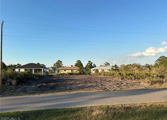 Property at 2904 29th St W, Lehigh Acres, FL 33971