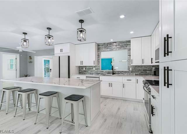 Property at 5301 Delano Ct, Cape Coral, FL 33904, 3 beds, 2.5 baths