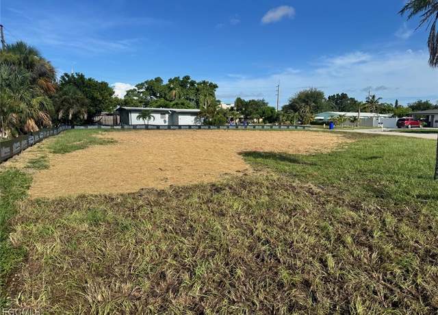 Property at 4360 Orangewood Ave, Fort Myers, FL 33901
