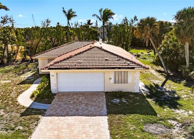 Property at 1314 Tahiti Dr, Sanibel, FL 33957, 3 beds, 2 baths