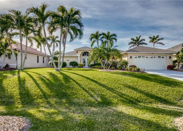 Property at 4104 SW 28th Pl, Cape Coral, FL 33914, 3 beds, 2 baths