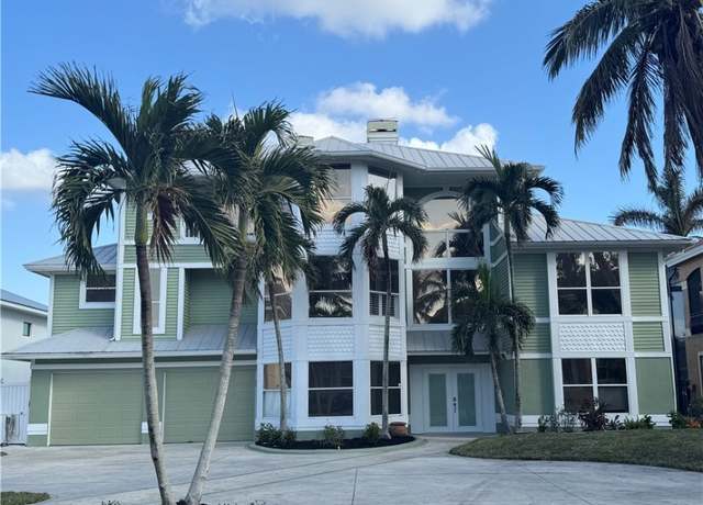 Property at 18141 Old Pelican Bay Dr, Fort Myers Beach, FL 33931, 5 beds, 3.5 baths