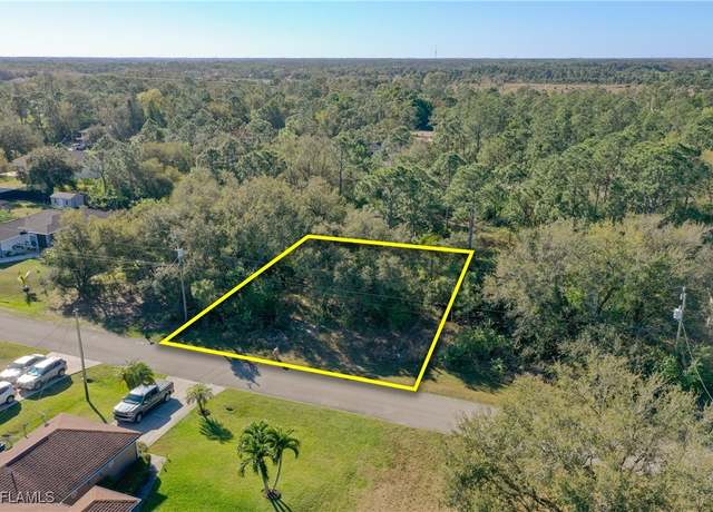 Property at 2815 51st St SW, Lehigh Acres, FL 33976