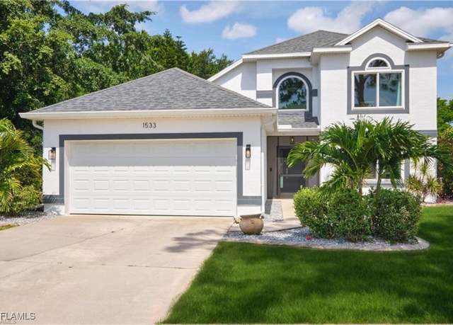 Property at 1533 Honor Ct, Lehigh Acres, FL 33971, 3 beds, 2.5 baths