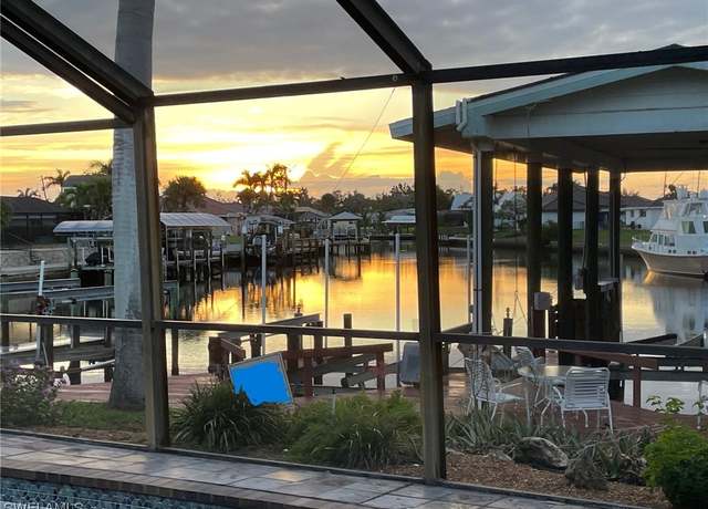 Property at 230 Randy Ln, Fort Myers Beach, FL 33931, 2 beds, 2 baths