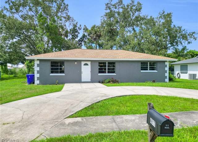 Property at 4817 Zana Dr, Fort Myers, FL 33905, 3 beds, 2 baths