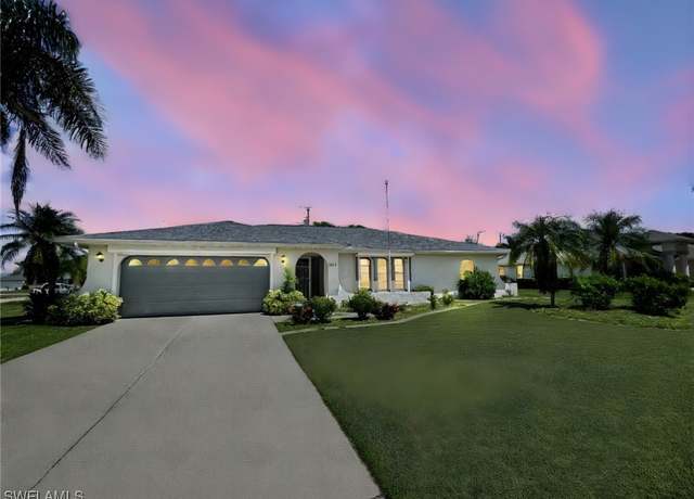 Property at 625 SE 35th Ter, Cape Coral, FL 33904, 3 beds, 2 baths