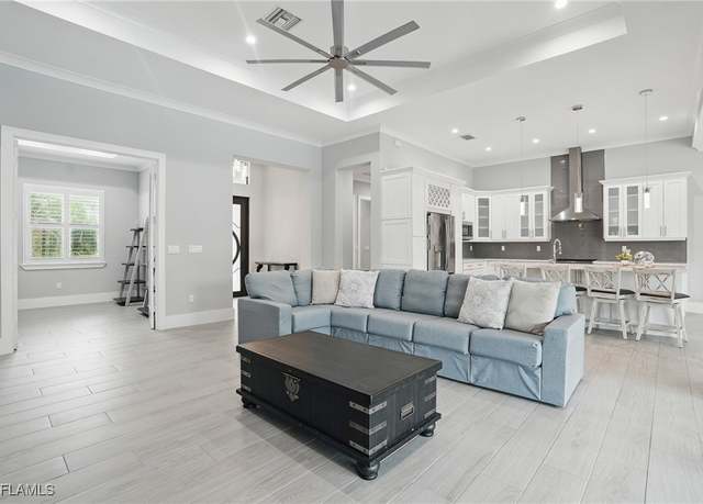 Property at 505 7th St NW, Naples, FL 34120, 4 beds, 3 baths