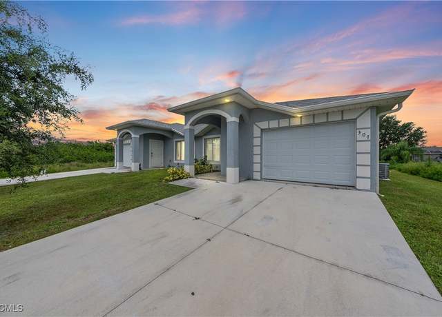 Property at 305-307 Hightower Ave S, Lehigh Acres, FL 33973, 6 beds, 4 baths