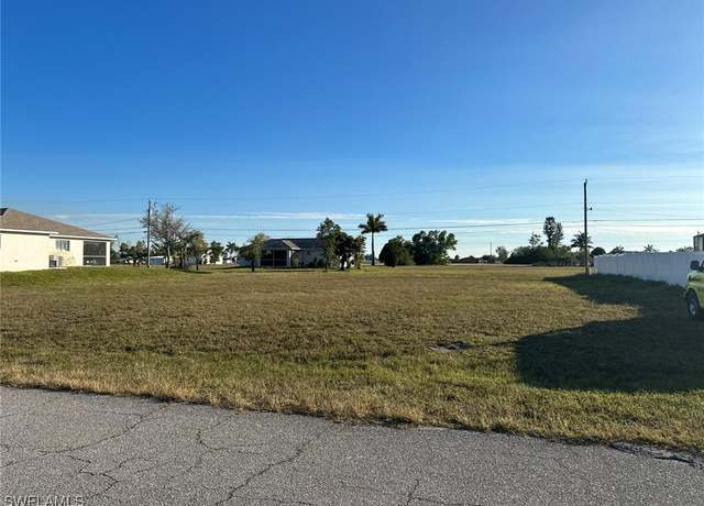 Property at 1722 NE 17th Ter, Cape Coral, FL 33909