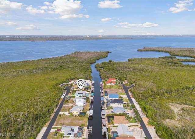 Property at 3247 Manatee Dr, St. James City, FL 33956, 3 beds, 2 baths