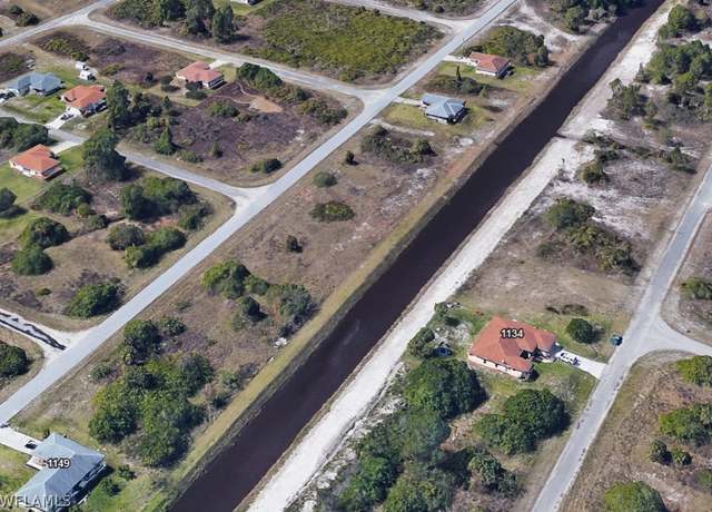 Property at 1128 Fontana St E, Lehigh Acres, FL 33974