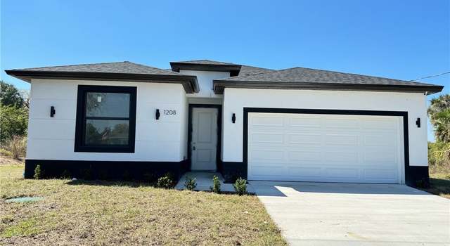 Photo of 8023 Piper Ln, Labelle, FL 33935
