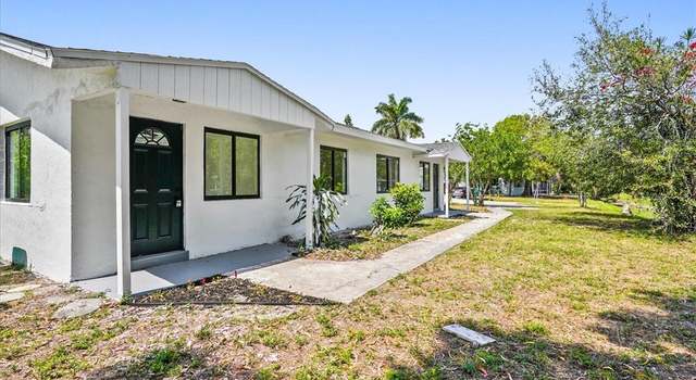 Photo of 3652 Hibiscus Ave, Naples, FL 34104