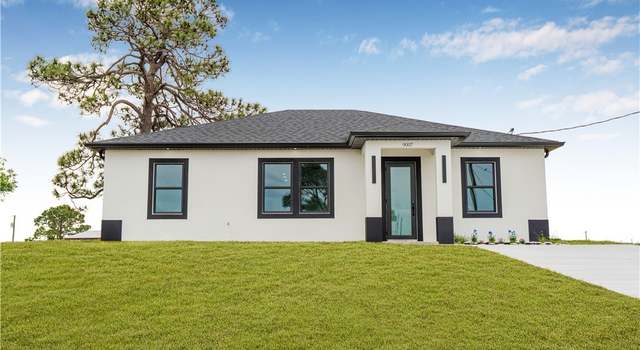 Photo of 9007 E Crow Cir, Labelle, FL 33935