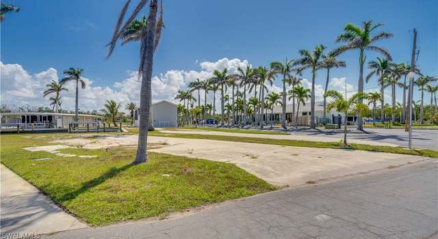 Photo of 110 Blackbeard Way, Fort Myers Beach, FL 33931